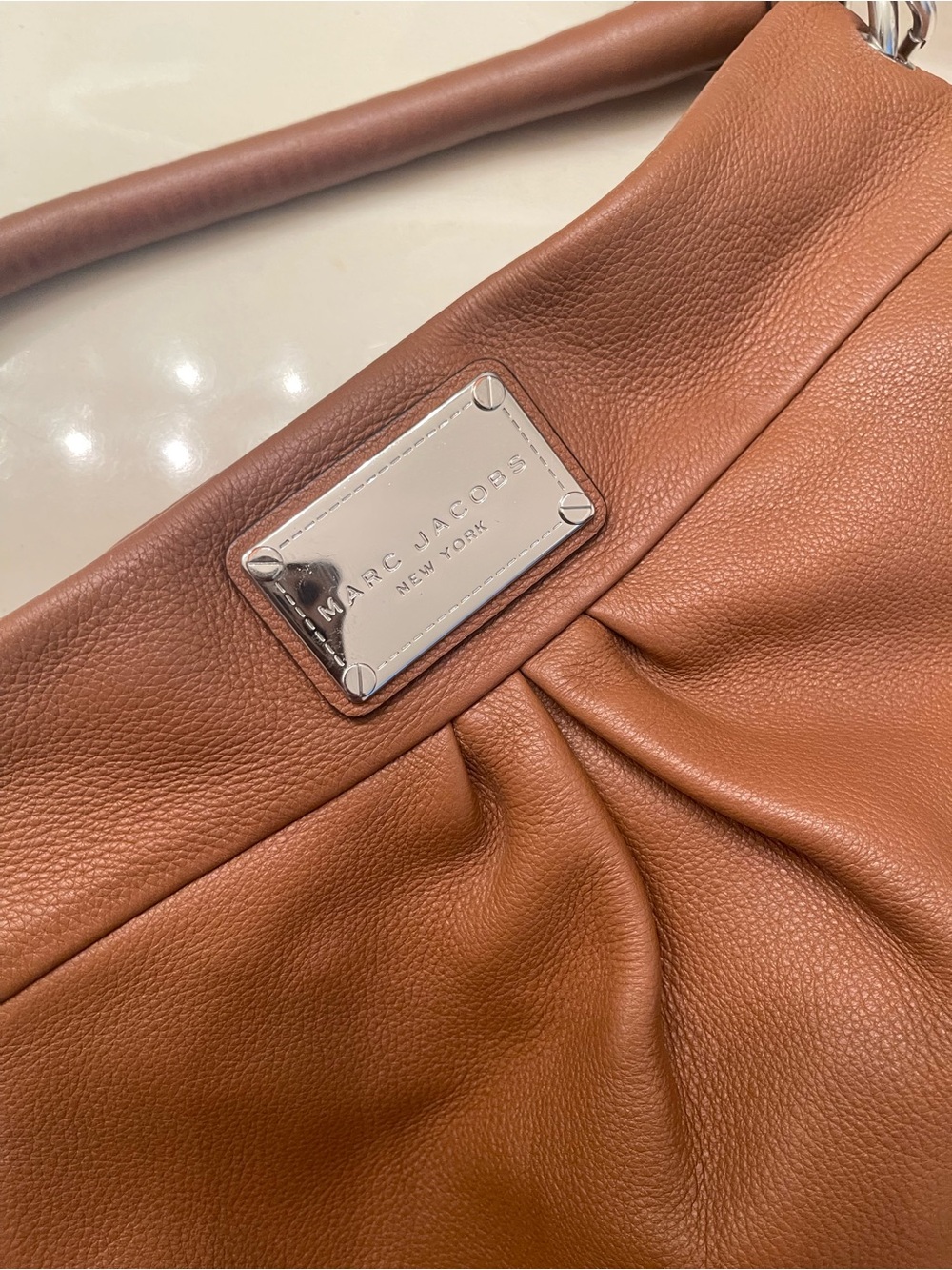 Marc Jacobs Tan Pebbled Leather Shoulder Hobo